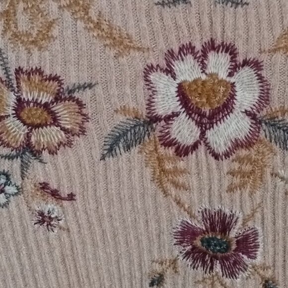 Knox Rose Pink Embroidered Floral Knit Sweatshirt - Picture 7 of 9